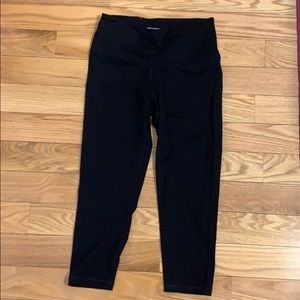 New Victoria’s Secret Knockout Sport Capri Size M